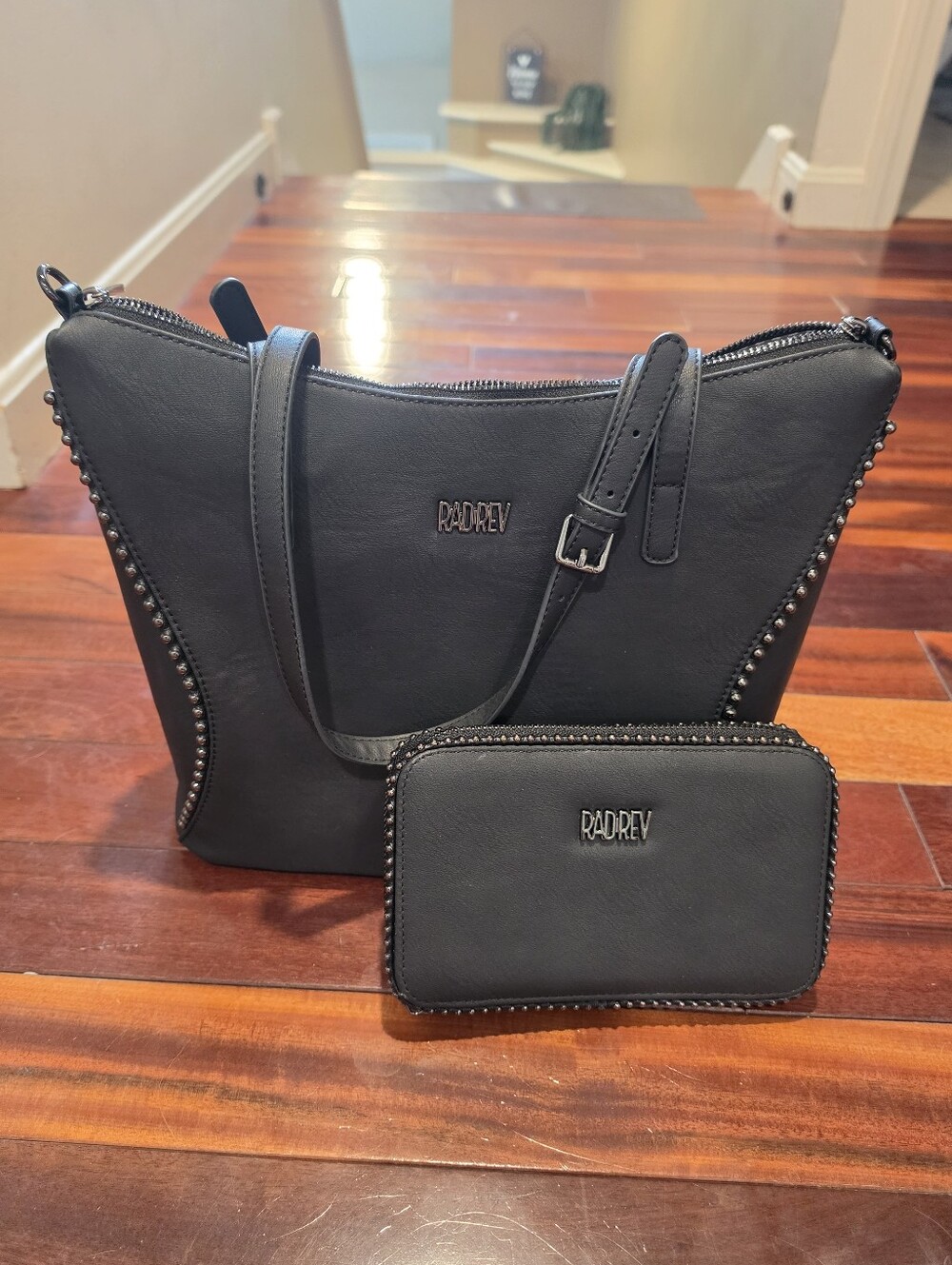 Rad Rev Bubble Tote and Wallet Bundle in Matte Black